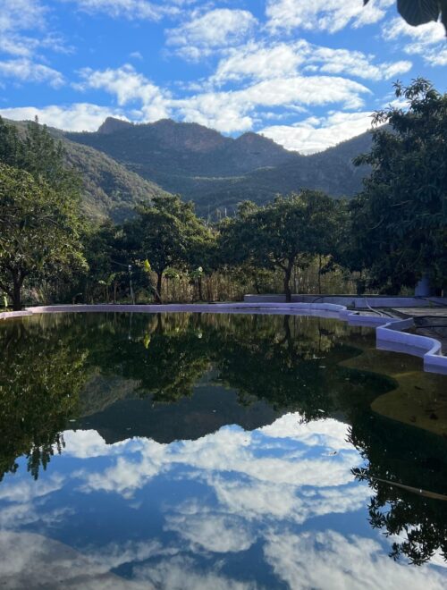 Randonnée & détente aux gorges de Zegzel – Grotte du Chameau
