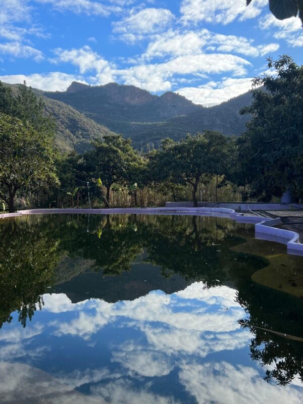 Randonnée & détente aux gorges de Zegzel – Grotte du Chameau